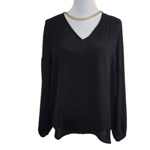 🆕️⬇️🎉HOST PICK🎉 MICHAEL Michael Kors Black V-neck Chain Detail Blouse